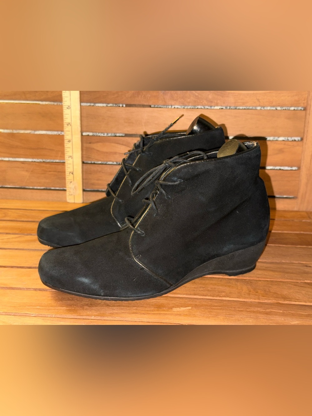 Munro Women's Black Suede Lace-Up Ankle Wedge Boot